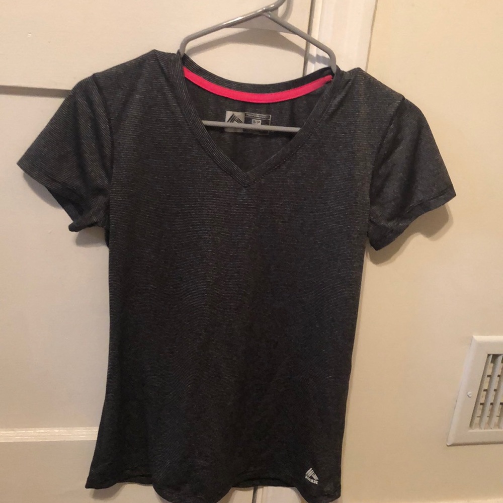 RBX workout vneck